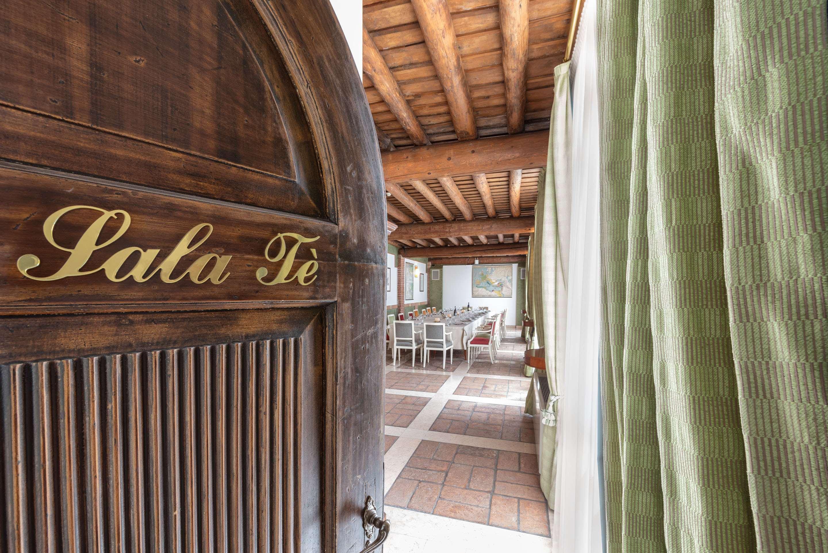 Hotel Villa Malaspina Кастель-д'Аццано Экстерьер фото